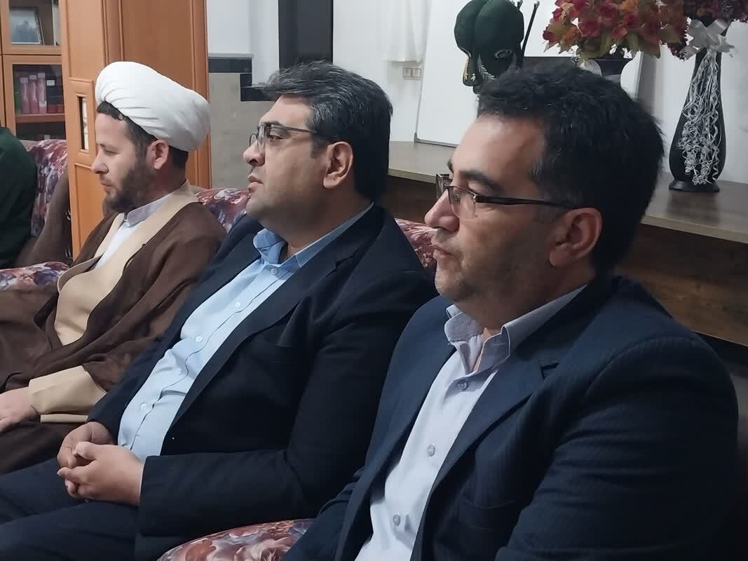 تقویت بنیه علمی دانشگاهها با راهاندازی شرکتهای دانشبنیان تقویت بنیه علمی دانشگاهها با راهاندازی شرکتهای دانشبنیان