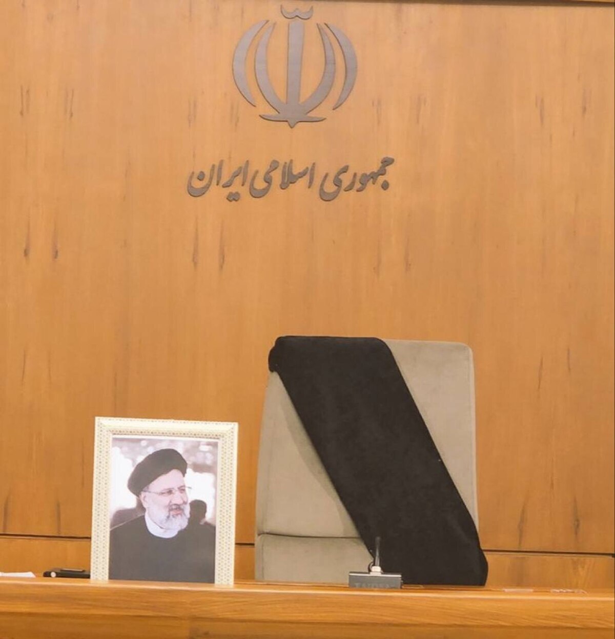 هیئت دولت تشکیل جلسه فوق‌العاده داد  راه پرافتخار رئیس جمهور ادامه دارد