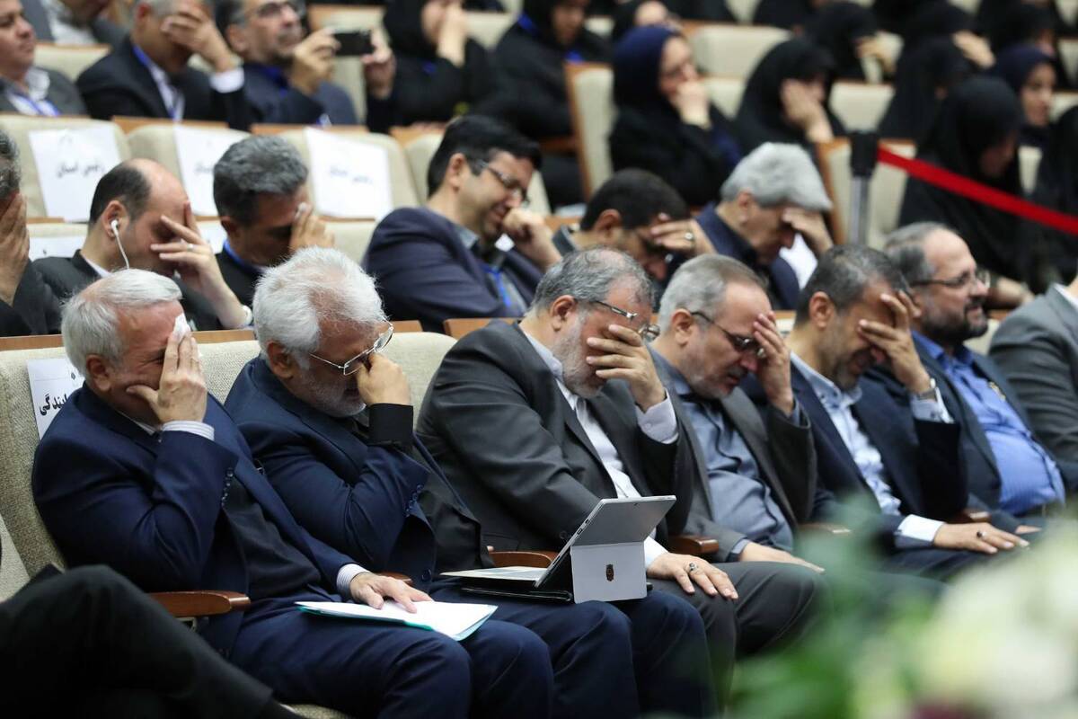 تغییر برنامههای سالگرد دانشگاه آزاد در پی شهادت آیتالله رئیسی مهمان ویژهای که به جای سخنرانی خبر شهادتش رسید