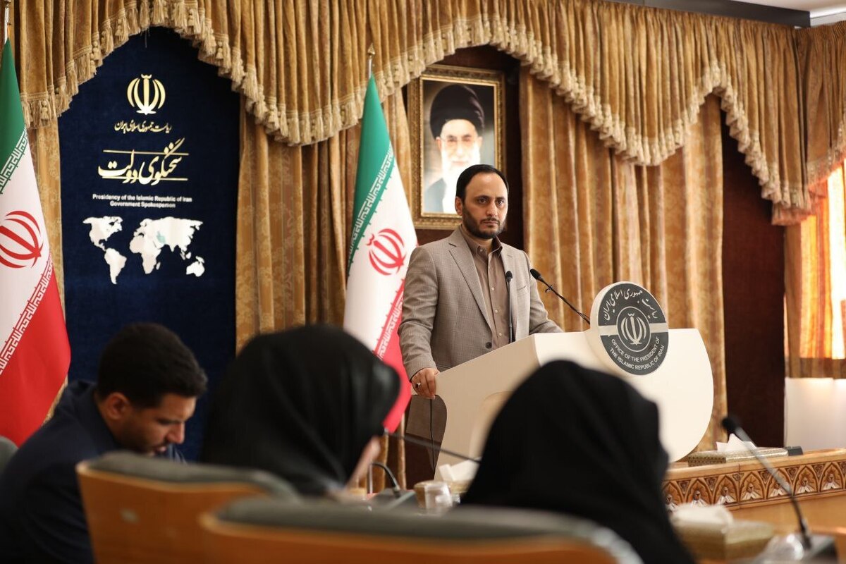 بهادری جهرمی: بخشی از حقابه ایران از هیرمند دریافت شده نظر دولت درباره تعطیلی آخر هفته