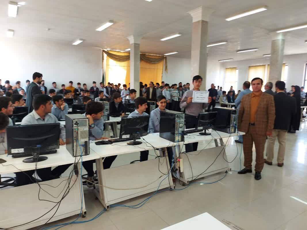 بازدید دانشآموزان مدارس میاندوآب از دانشگاه آزاد اسلامی بازدید دانشآموزان مدارس میاندوآب از دانشگاه آزاد اسلامی