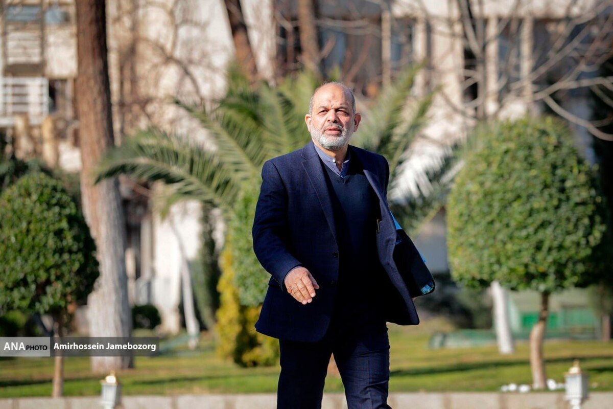 وحیدی: در طرح نور اساس کار، اصلاح با تذکر است