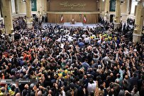 همخوانی کارگران در محضر رهبر معظم انقلاب+ فیلم