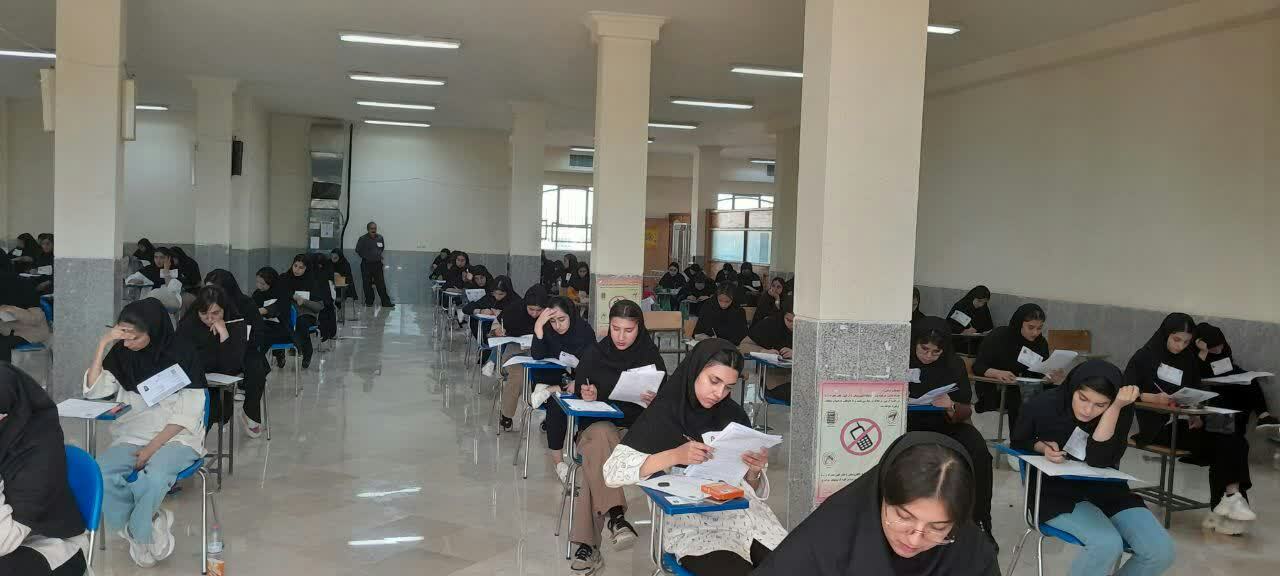 ماراتُن علمی متقاضیان آزمون سراسری برای تصاحب صندلی‌های دانشگاه‌ها