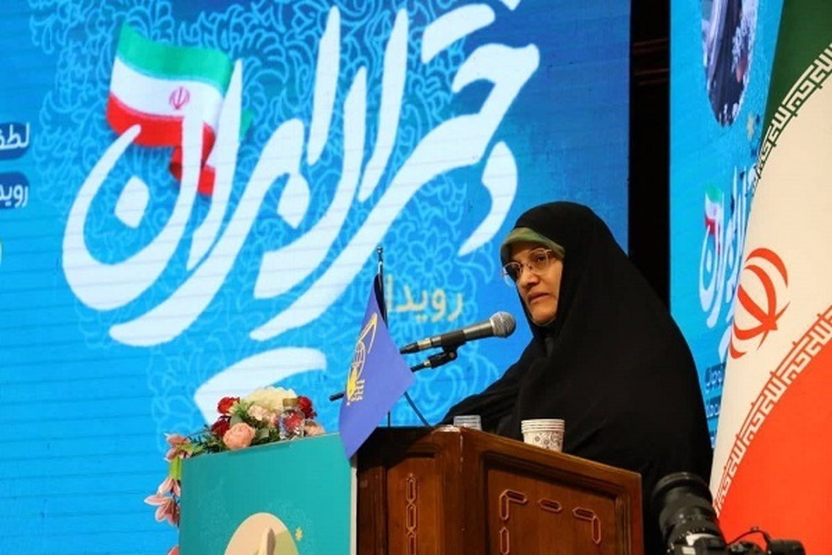 آمریکا هزینه سنگینی برای انحراف ذهن و فکر دختران ما داده است