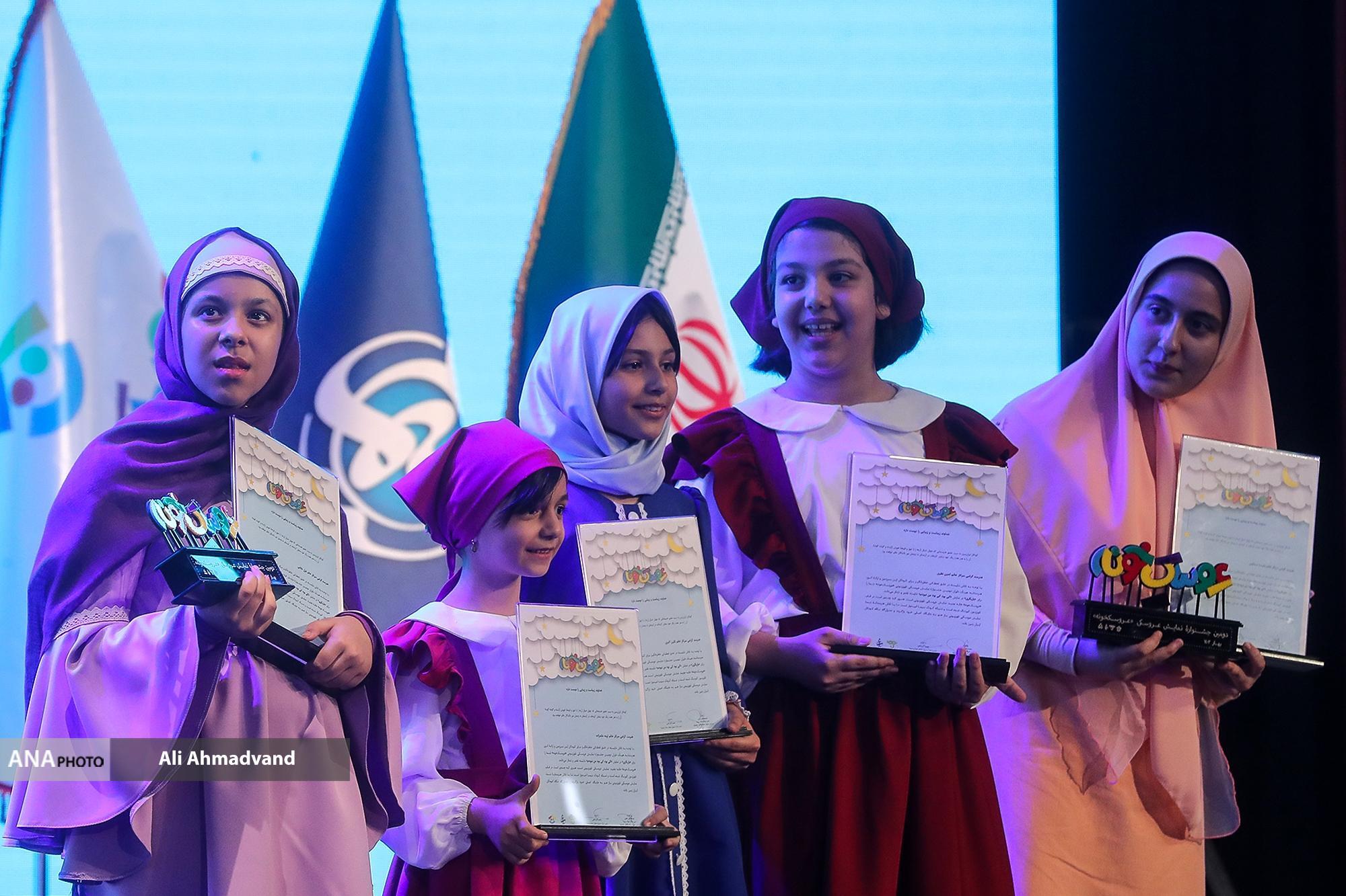 برگزیدگان جشنواره تلویزیونی «عروسکخونه» معرفی شدند/ انتقاد پیشکسوت نمایش عروسکی از وفور جیغ، دست و هورا در تلویزیون! برگزیدگان جشنواره تلویزیونی «عروسکخونه» معرفی شدند/ انتقاد پیشکسوت نمایش عروسکی از وفور جیغ، دست و هورا در تلویزیون!