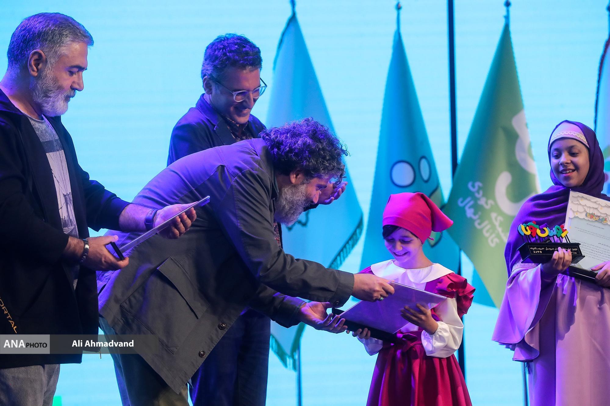 برگزیدگان جشنواره تلویزیونی «عروسکخونه» معرفی شدند/ انتقاد پیشکسوت نمایش عروسکی از وفور جیغ، دست و هورا در تلویزیون! برگزیدگان جشنواره تلویزیونی «عروسکخونه» معرفی شدند/ انتقاد پیشکسوت نمایش عروسکی از وفور جیغ، دست و هورا در تلویزیون!