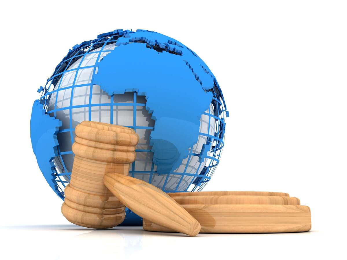 چیستی عدالت و تاثیر آن در جامعه