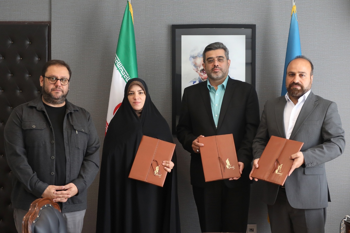 نوای ساز ارکستر سمفونیک تهران در قلعه فلکالافلاک میپیچد