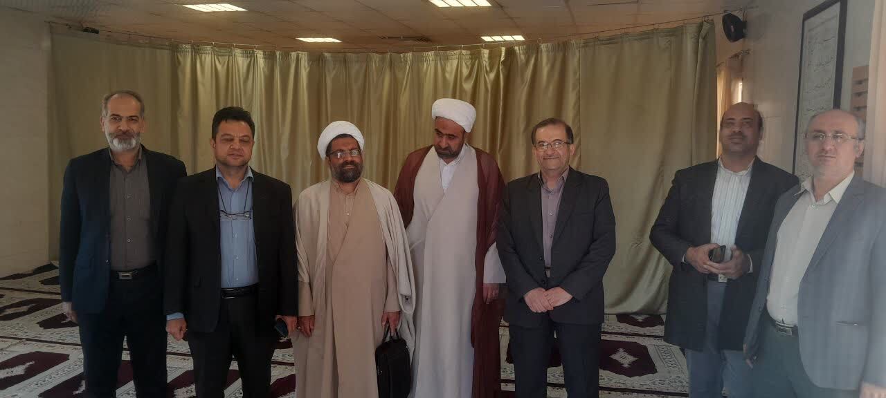 برخورد خشن آمریکا با دانشجویان چهره واقعی این رژیم را نشان داد برخورد خشن آمریکا با دانشجویان چهره واقعی این رژیم را نشان داد