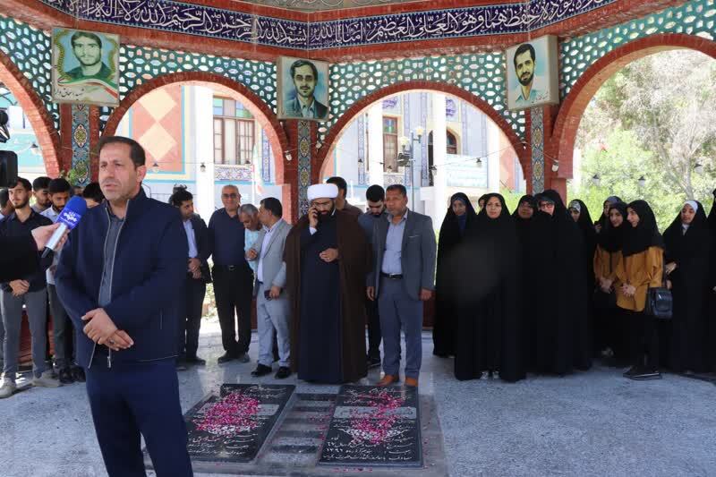 برخورد خشن آمریکا با دانشجویان چهره واقعی این رژیم را نشان داد برخورد خشن آمریکا با دانشجویان چهره واقعی این رژیم را نشان داد