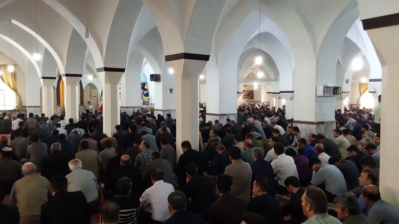 خراسانی و هم خادم رضا هم خادم المله/ دانشگاه آزاد در سوگ «شهدا خدمت» خراسانی و هم خادم رضا هم خادم المله/ دانشگاه آزاد در سوگ «شهدا خدمت»