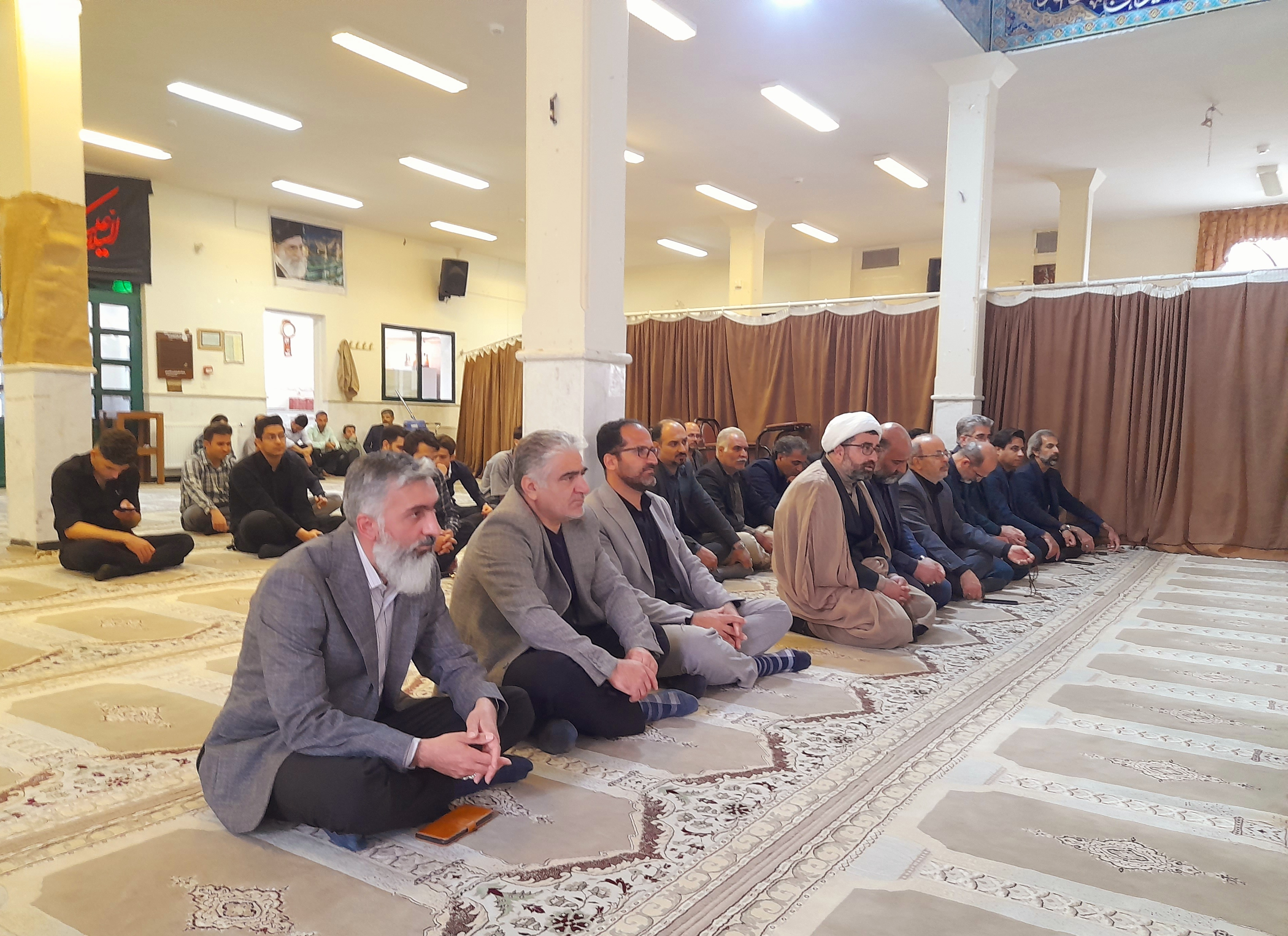 خراسانی و هم خادم رضا هم خادم المله/ دانشگاه آزاد در سوگ «شهدا خدمت» خراسانی و هم خادم رضا هم خادم المله/ دانشگاه آزاد در سوگ «شهدا خدمت»