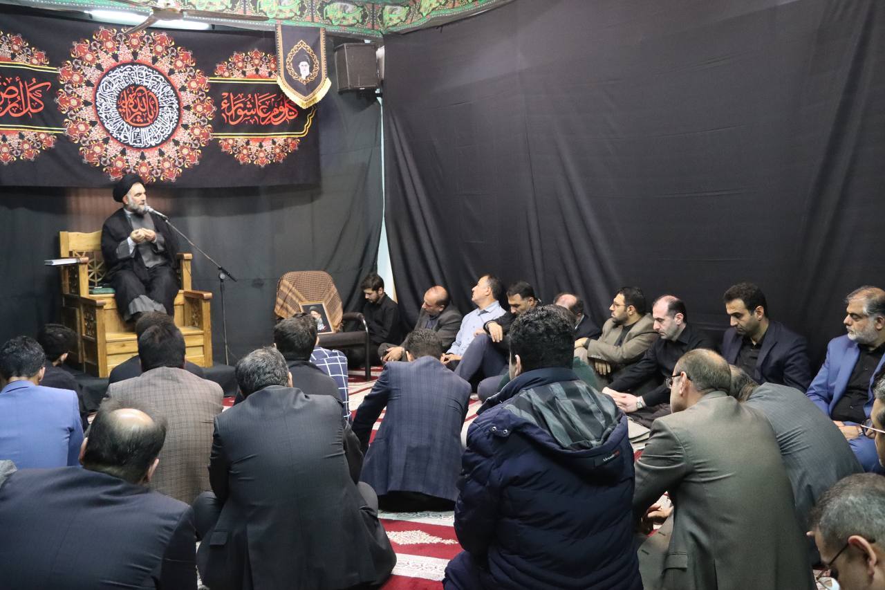 خراسانی و هم خادم رضا هم خادم المله/ دانشگاه آزاد در سوگ «شهدا خدمت» خراسانی و هم خادم رضا هم خادم المله/ دانشگاه آزاد در سوگ «شهدا خدمت»