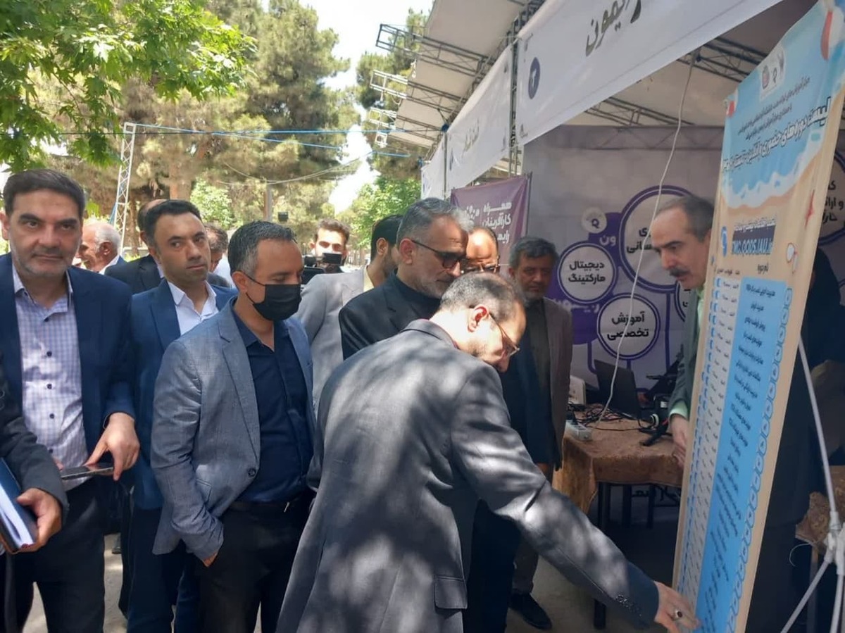 رفع نیاز فناورانه صنایع و ایجاد کسب و کارهای نوپا با چاشنی صدرا
