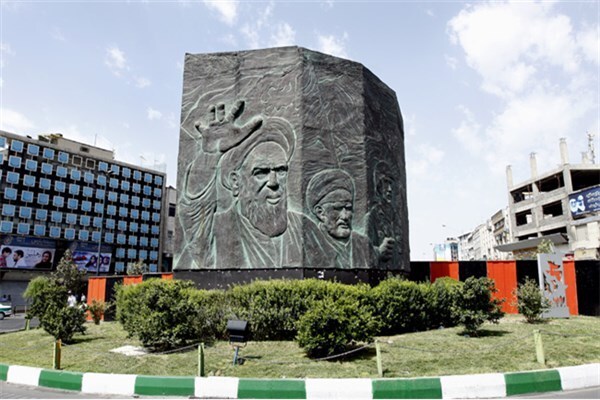 نقشها و کارکردهای مجسمهسازی شهری نقشها و کارکردهای مجسمهسازی شهری