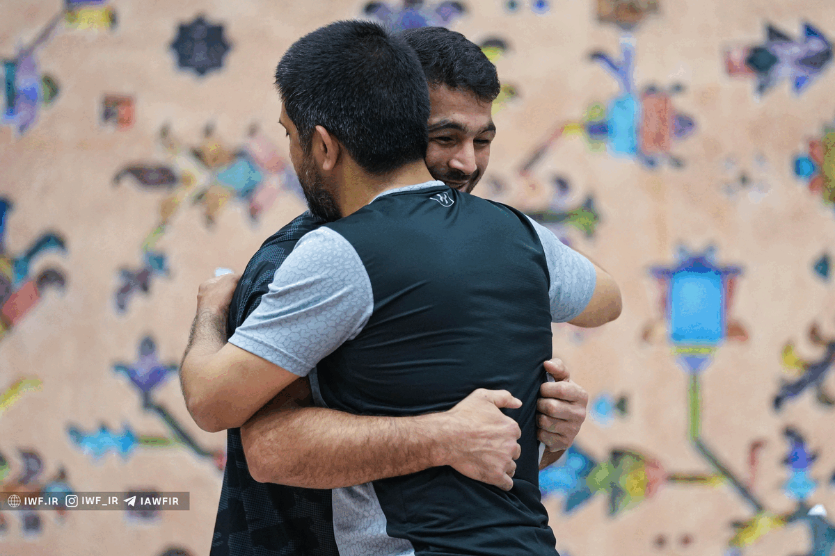 حضور یزدانی در تمرینات تیم ملی کشتی حضور رضایی در اردو و خوش و بش با کشتی گیران و دبیر