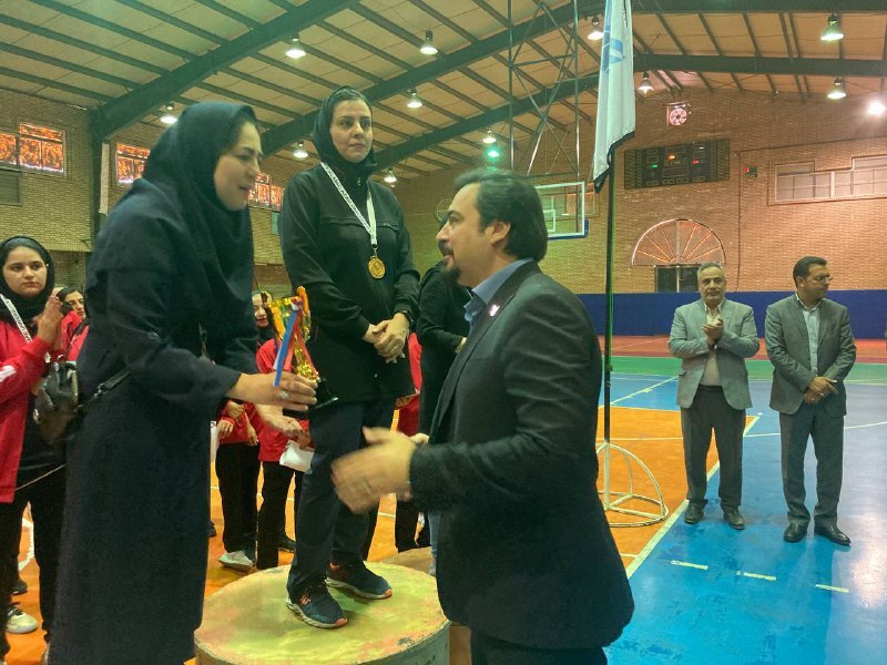 دانشگاه آزاد خراسان قهرمان مسابقات بسکتبال یادواره شهدای خدمت شد دانشگاه آزاد خراسان قهرمان مسابقات بسکتبال یادواره شهدای خدمت شد