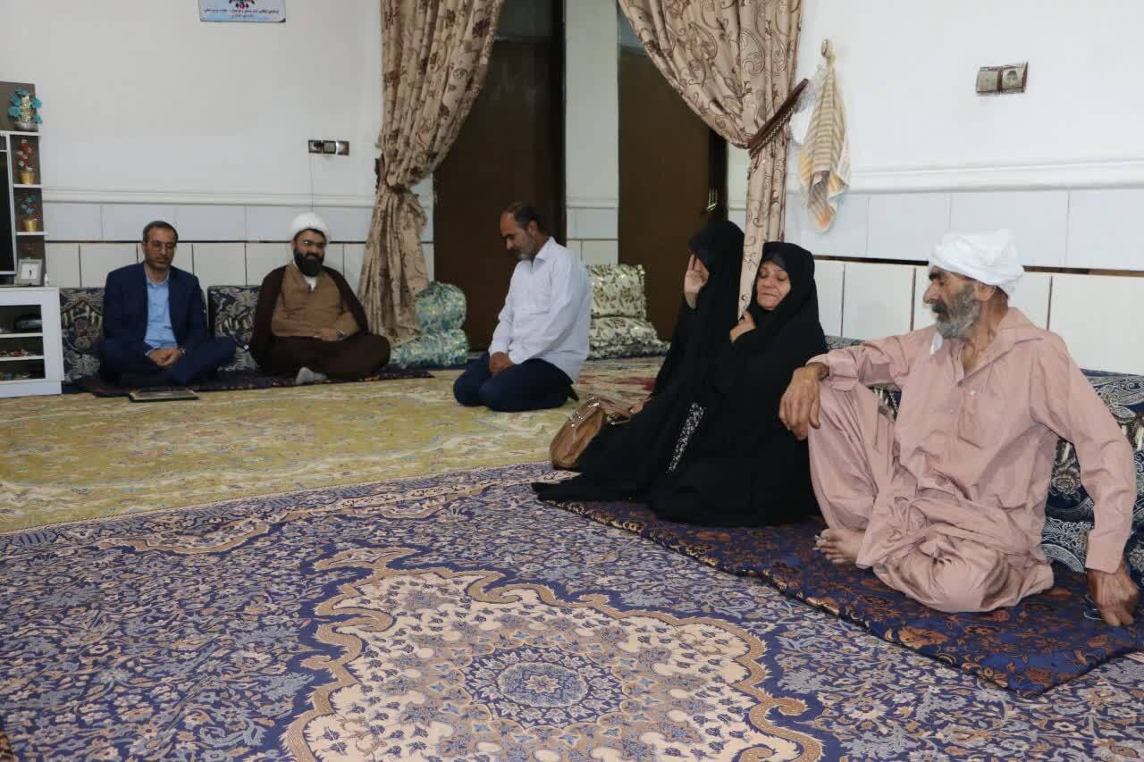 شاخصهای سادهزیستی و تلاش شهید خانی الگوی رفتاری جوانان باشد شاخصهای سادهزیستی و تلاش شهید خانی الگوی رفتاری جوانان باشد