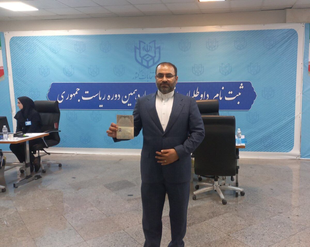محفوظی در انتخابات ریاست جمهوری ثبتنام کرد/ شعار من «افکار ابکار» است