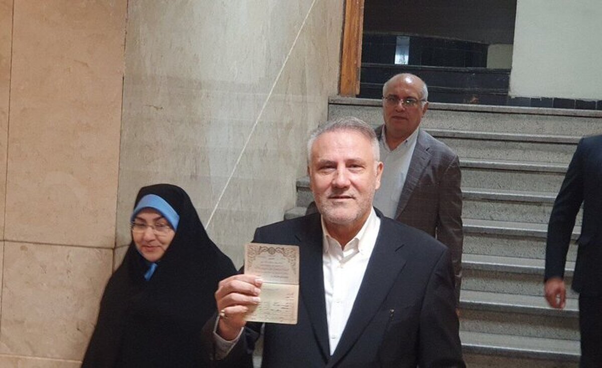 اردشیر مطهری در انتخابات ریاست جمهوری ثبتنام کرد
