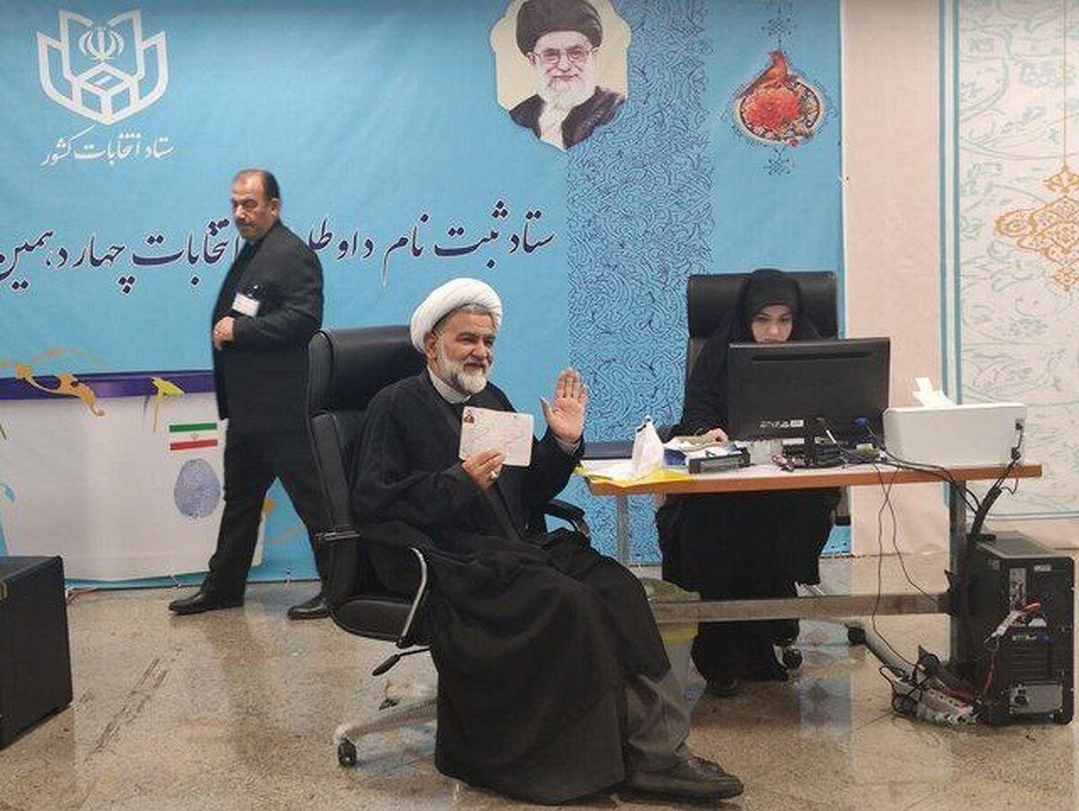 حسن نوروزی در انتخابات ریاست جمهوری ثبتنام کرد/ باید تورم را کنترل کنیم