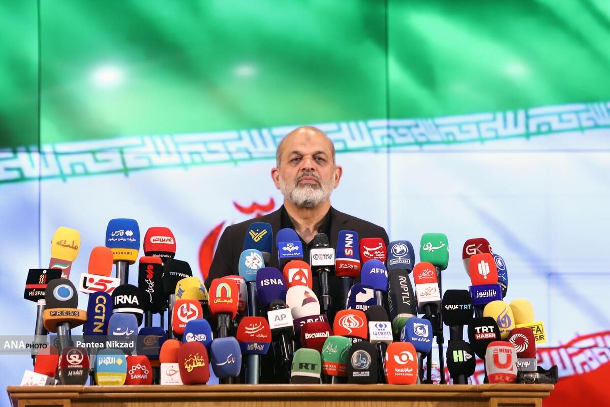 وزیر کشور: شاهد چهره جدیدی از ثبتنام بودیم/ در فقدان رئیس جمهور شهید مسئولیت بزرگی بر گردن ما است