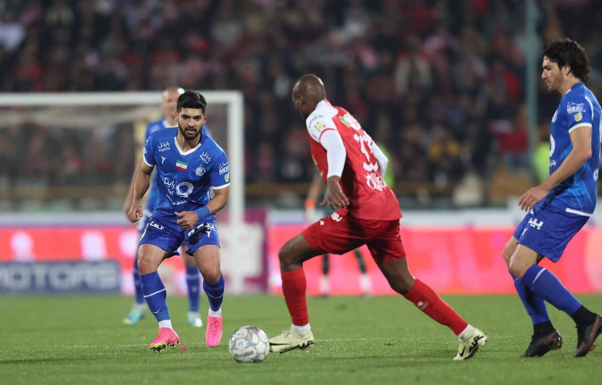 عربشاهی: دعوای مدیران پرسپولیس و استقلال تنش هواداران را بیشتر میکند رقیب سنتیتان را خراب نکنید