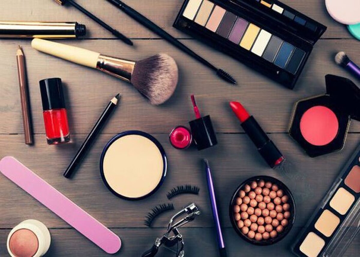 استفاده از رنگ‌های صنعتی و خطرناک در تولید محصولات غیرمجاز آرایشی