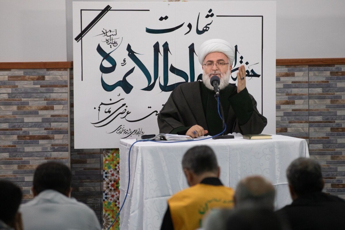 هرکس رحمت، برکت و مغفرت میخواهد باید به محضر امام جواد(ع) برود