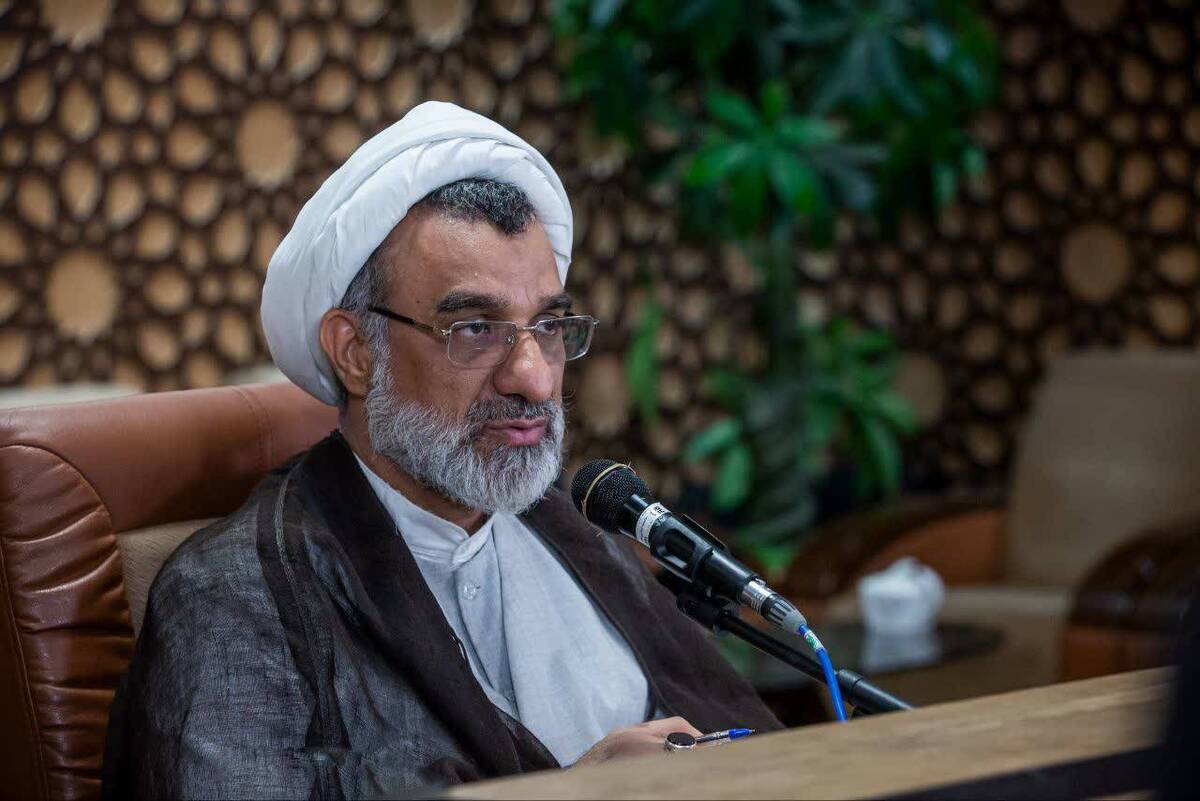 بازدید دبیر شورای عالی انقلاب فرهنگی بعثه چند تن از آیات عظام در مدینه منوره