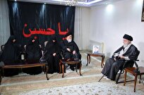 حضور رهبر معظم انقلاب در منزل رئیس‌ جمهور شهید