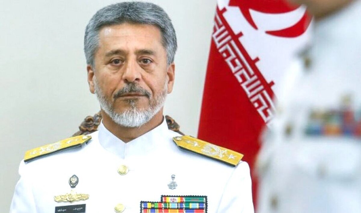 امیر سیاری: دشمن می خواهد ذهن و فکر مردم را مشغول بازی «همستر» کند