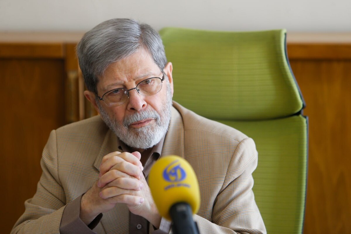 دولت چهاردهم در حوزه سلامت سلیقهای رفتار نکند مسئولان آینده به فکر ژنریکسازی داروها باشند+ فیلم