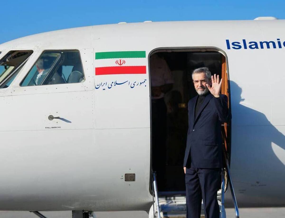 علی باقری در رأس هیئتی راهی بغداد شد