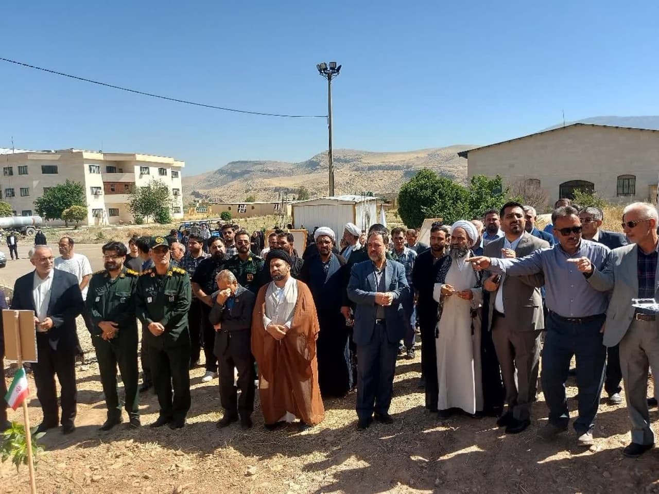 رونمایی از باغ ۷۸۱ شهید شهرستان&zwnj;های ممسنی و رستم در دانشگاه آزاد اسلامی