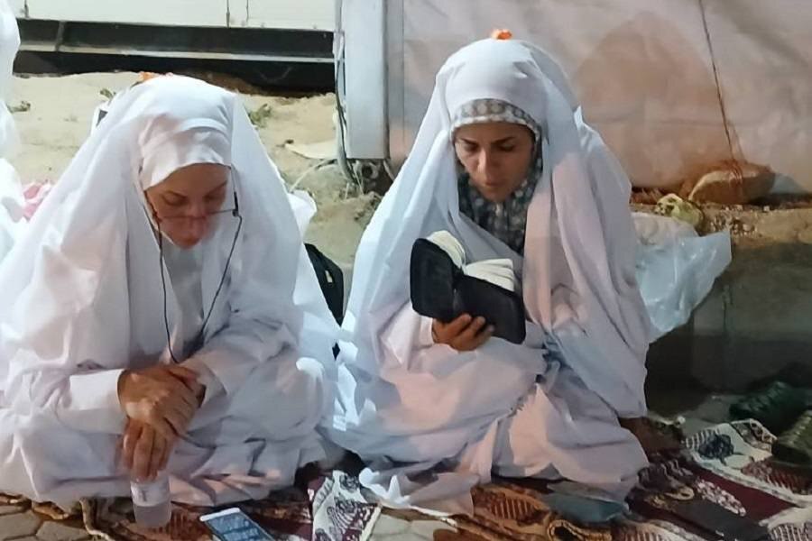 «عرفه» فصل تازگی اشک‌ها + عکس