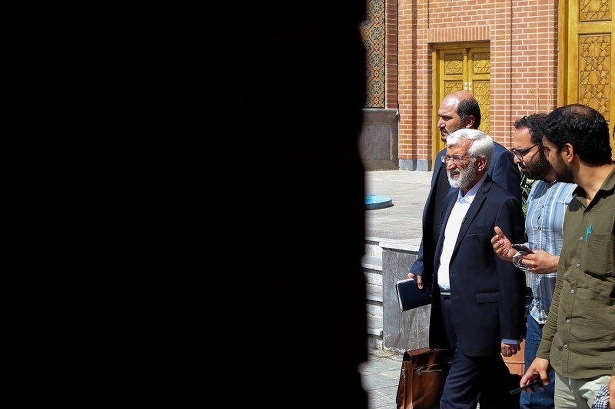 جلیلی: نباید فارغالتحصیلان دغدغه آینده را داشته باشند/ باید برای هر دانشگاهی ماموریت تعریف شود