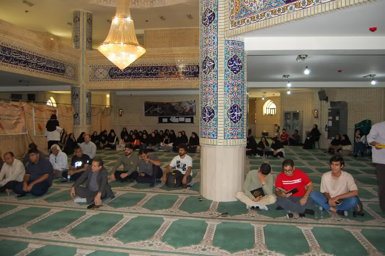 خراسانی و هم خادم رضا هم خادم المله/ دانشگاه آزاد در سوگ «شهدا خدمت» خراسانی و هم خادم رضا هم خادم المله/ دانشگاه آزاد در سوگ «شهدا خدمت»