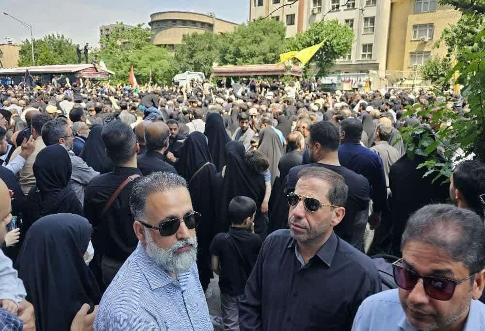 شهادت آیتالله رئیسی و یارانش قلب ملت ایران را به درد آورد شهادت آیتالله رئیسی و یارانش قلب ملت ایران را به درد آورد