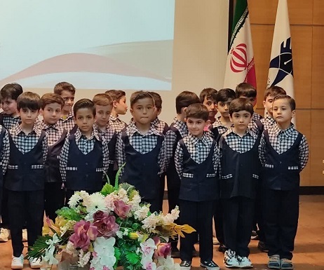 شخصیت اجتماعی دانشآموزان با حضور در مدرسه پایهریزی میشود شخصیت اجتماعی دانشآموزان با حضور در مدرسه پایهریزی میشود