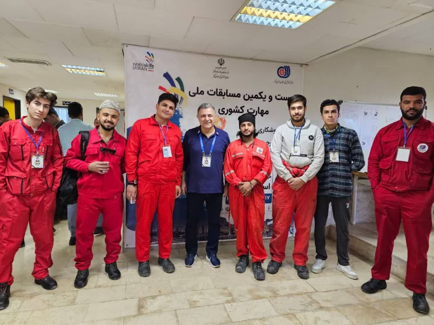 راهیابی دانشجوی رشته تأسیسات دانشگاه آزاد میمند به مسابقات جهانی مهارت