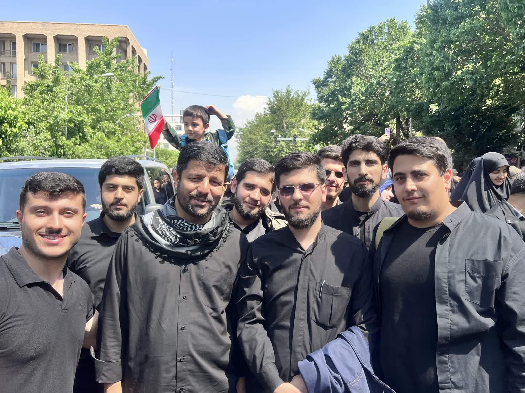 لحظات وداع با شهدای دم در تاریخ ثبت شد لحظات وداع با شهدای دم در تاریخ ثبت شد