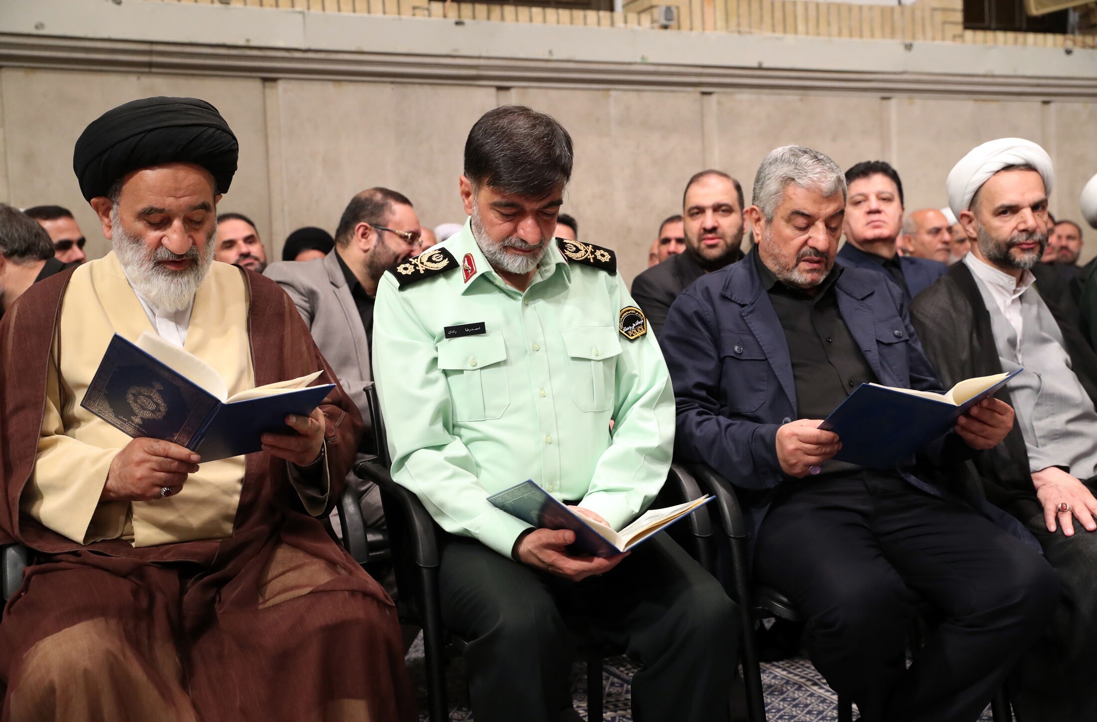 مراسم بزرگداشت رئیس جمهور شهید با حضور رهبر انقلاب برگزار شد مراسم بزرگداشت رئیس جمهور شهید با حضور رهبر انقلاب برگزار شد