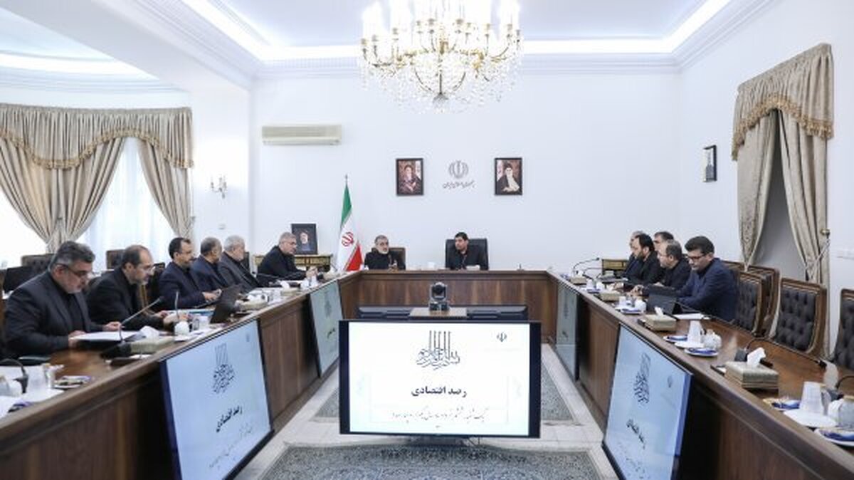 روند کاهشی تورم اقلام خوراکی، غیرخوراکی و خدمات/ دستورات مخبر درباره تداوم نظارت دقیق و جدی بر بازار