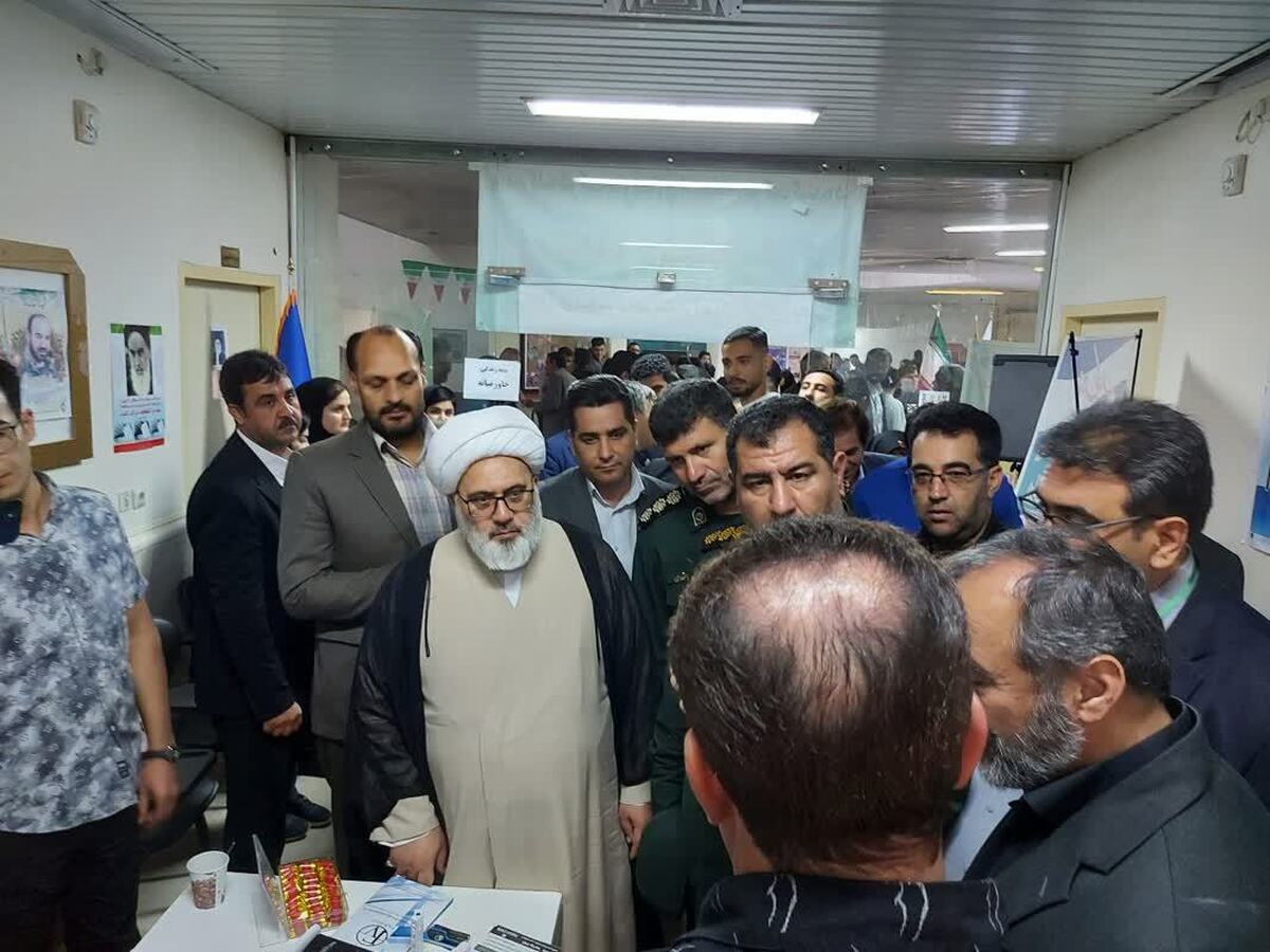 کشور با پیوند علم و صنعت به پیشرفتهای اساسی میرسد