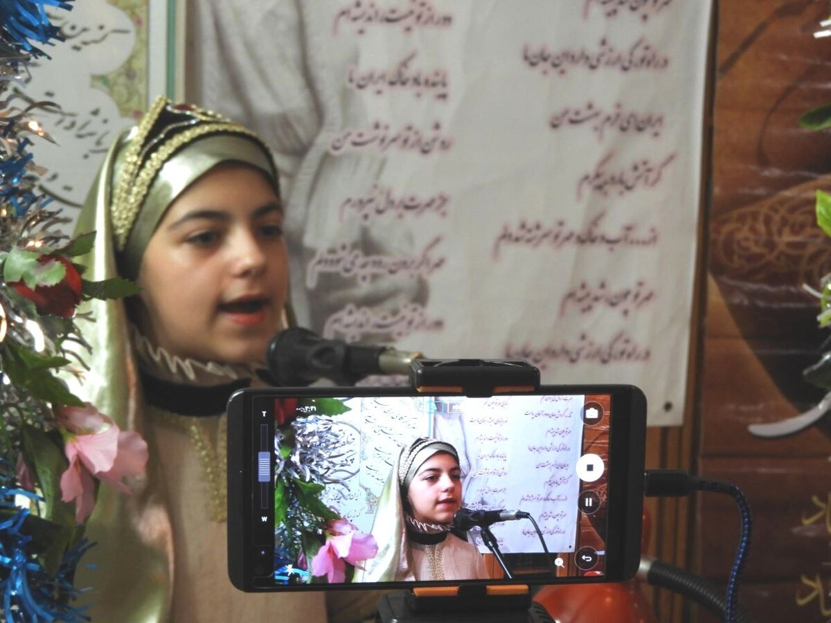 شاهنامه کتاب خردورزی و احترام است/ تجربه نیکوی شاهنامهخوان بر پرده سینما + فیلم