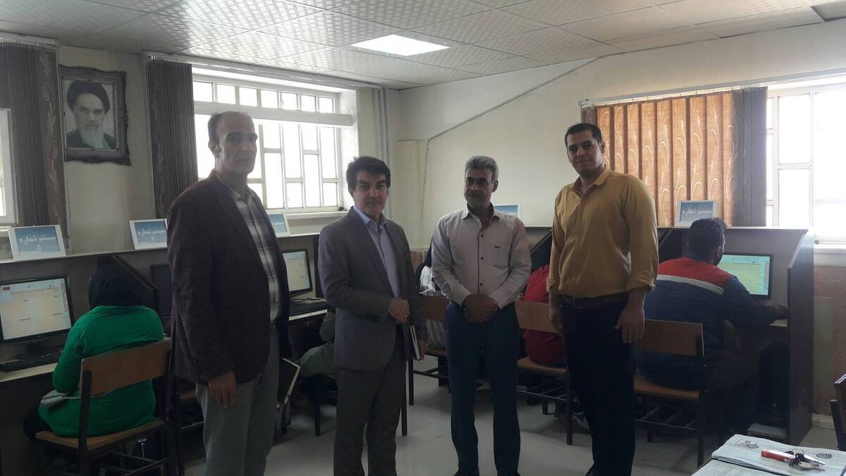 ۶ هزار دوره آموزشی مهارتی در انتظار دانشجویان نیریزی