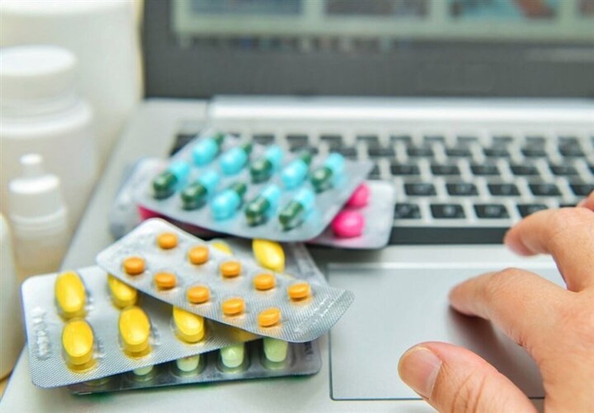 چالش بر سر فروش اینترنتی دارو/ تخلفات سکوهای اینترنتی چگونه رصد میشود؟