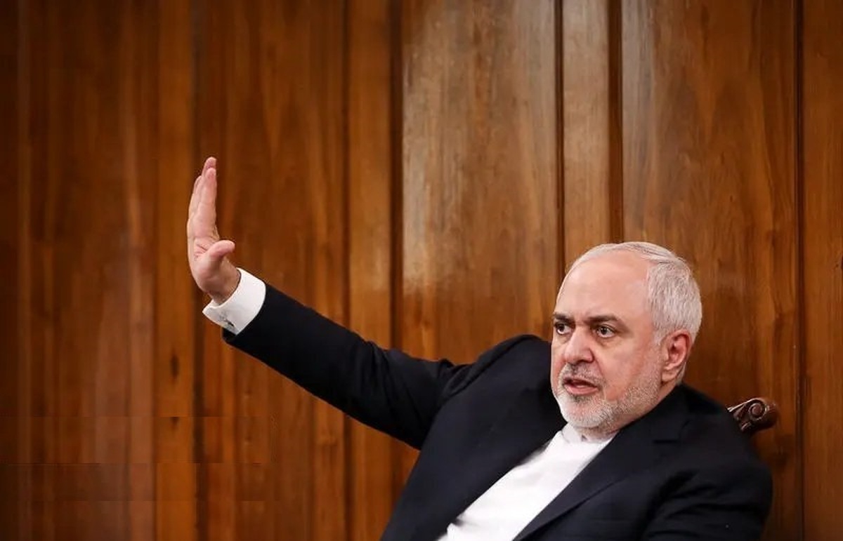 ظریف: فرق میکند خود سنگ سرکار باشد یا کسی که با سنگاندازی مقابله میکند+ فیلم